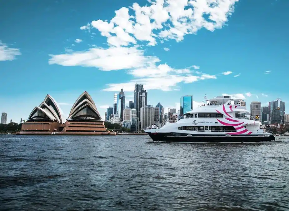 Sydney Harbor Cruise with 2-Course Premium Lunch