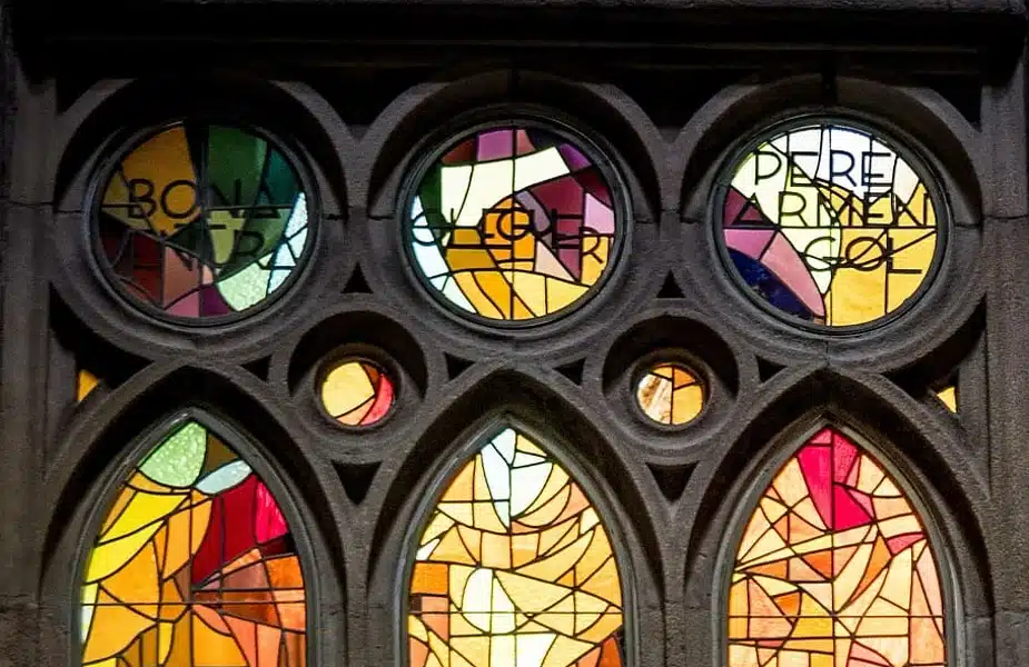 Vitralii și lumină Stained Glass and Light